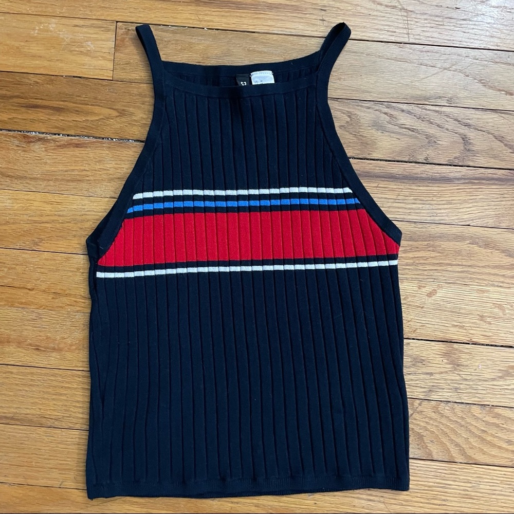 🎉HP🎉H&M Divided Crop Top